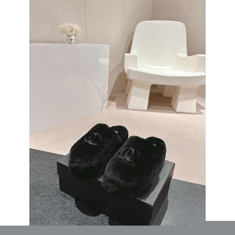 Ch*el slippers